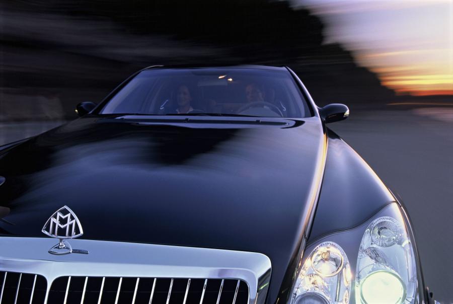 Детали экстерьера Maybach 57 (W240) 2002 года  (фото 25 из 95)